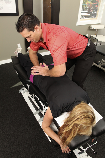 Exploración y valoración de columna vertebral osteofitos fisioterapia Fidoos Vallecas Madrid